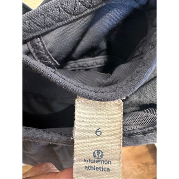 Lululemon Gray Adjustable Dance Tank Size 6 - Picture 3 of 5